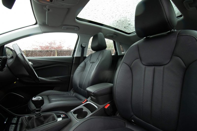 VAUXHALL GRANDLAND X