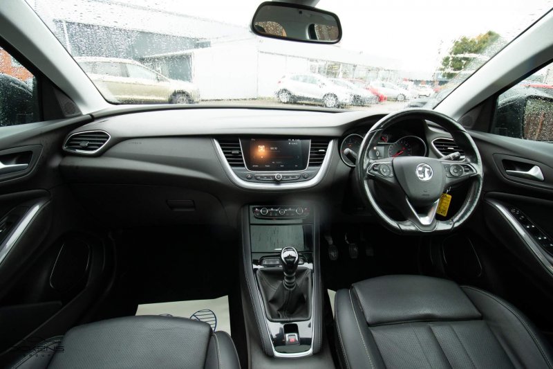 VAUXHALL GRANDLAND X