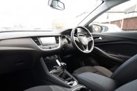 VAUXHALL GRANDLAND X