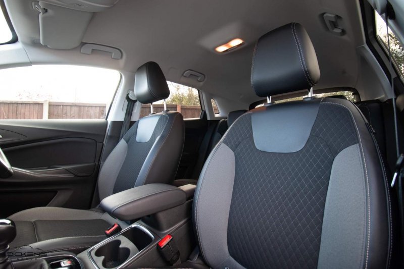 VAUXHALL GRANDLAND X
