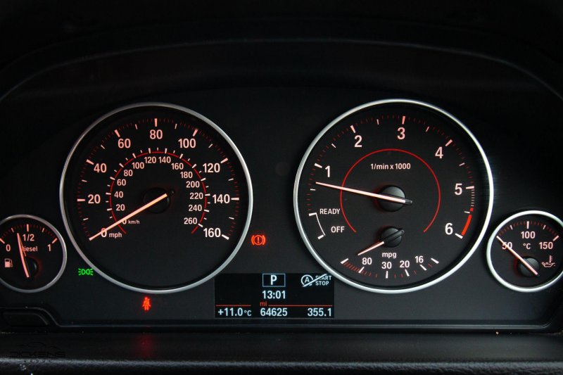 BMW 3 SERIES