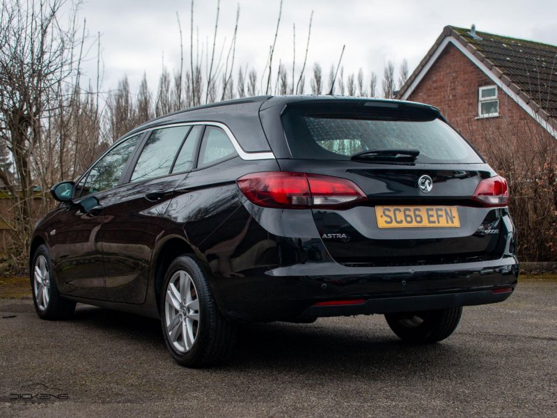 VAUXHALL ASTRA